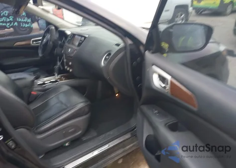 2017 Nissan Pathfinder Platinum из США, поврежденный, VIN 5N1DR2MN4HC686641